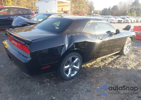 2013 Dodge Challenger Sxt z USA, uszkodzony, nr VIN 2C3CDYAG5DH524908